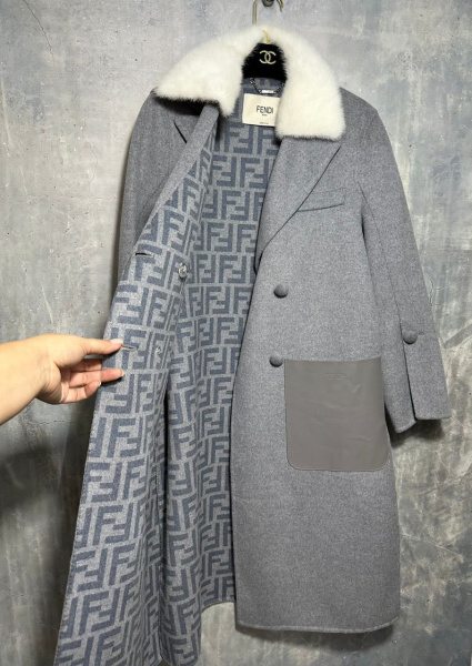 ПАЛЬТО FENDI 62075 фото анонса