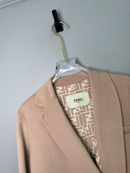 ПАЛЬТО FENDI 62224 фото анонса