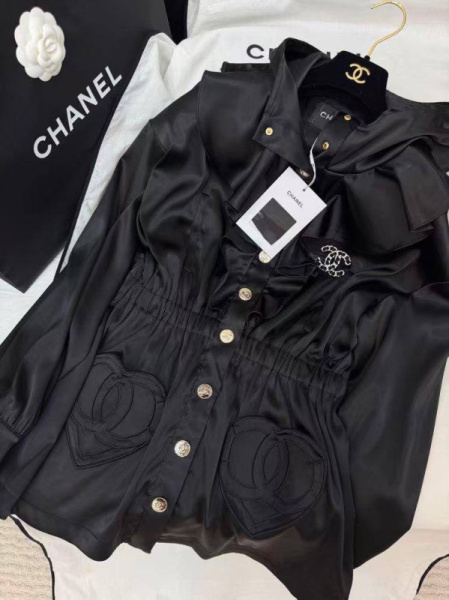 ВЕТРОВКА CHANEL 