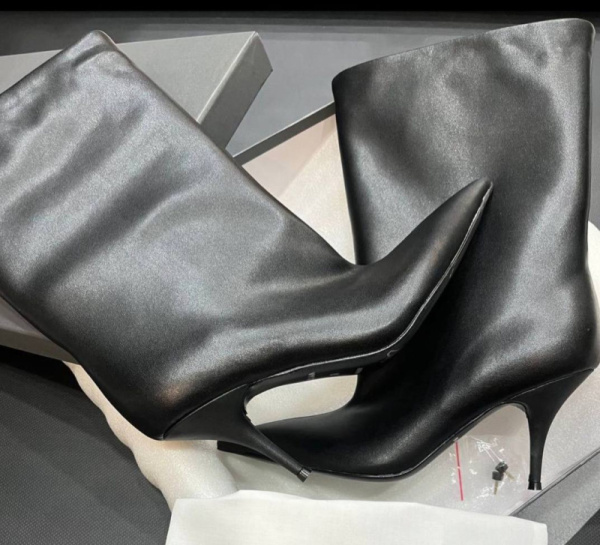 САПОГИ BALENCIAGA 