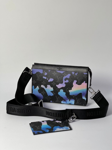 МУЖСКОЙ БУМАЖНИК С ПЛЕЧЕВЫМ РЕМНЕМ LOUIS VUITTON  57869 фото анонса