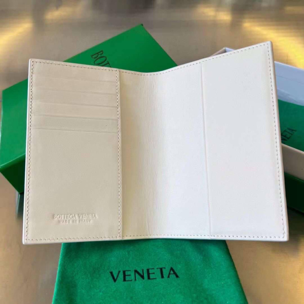 МУЖСКАЯ ОБЛОЖКА НА ПАСПОРТ BOTTEGA VENETA  58901 фото анонса
