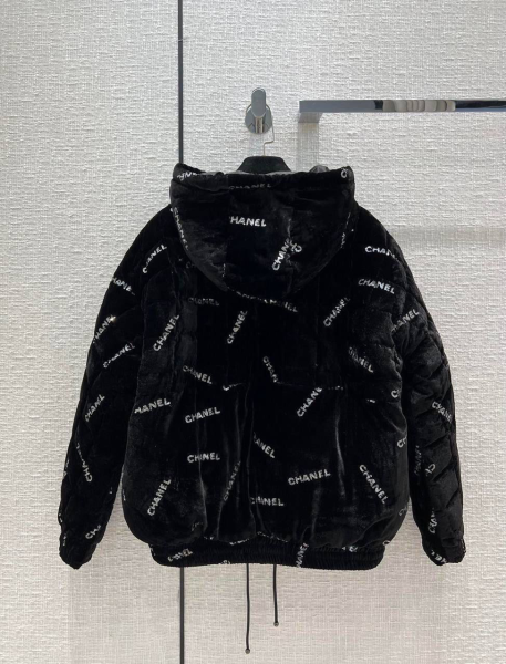 КУРТКА CHANEL 54166 фото анонса