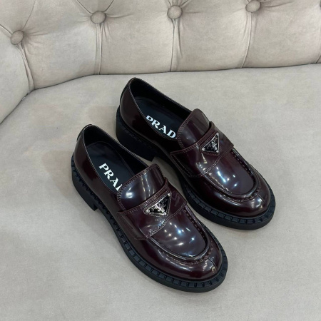 ЛОФЕРЫ PRADA  63219 детальное фото товара