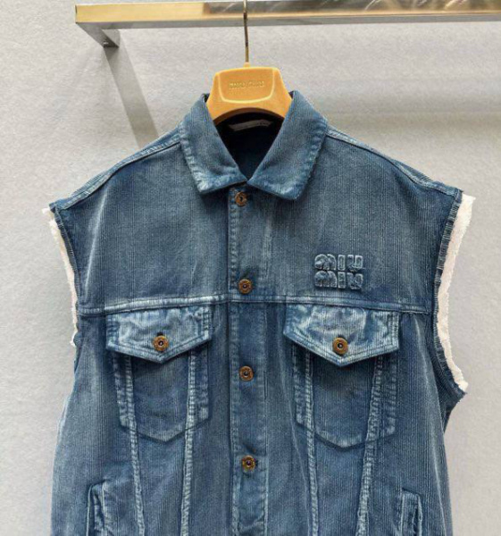 ЖИЛЕТ MIU MIU  74520 фото анонса