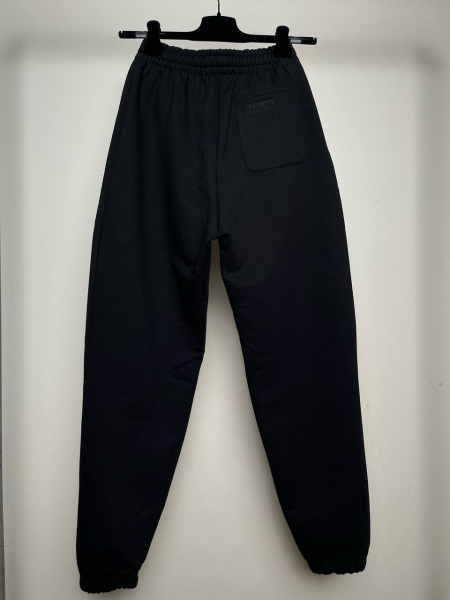 МУЖСКИЕ ШТАНЫ VETEMENTS  64642 фото анонса