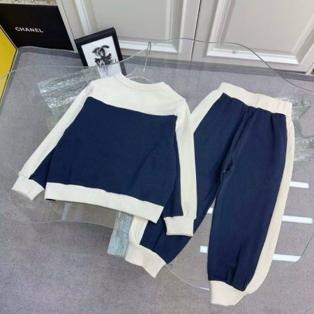 ДЕТСКИЙ КОСТЮМ MONCLER  75568 детальное фото товара