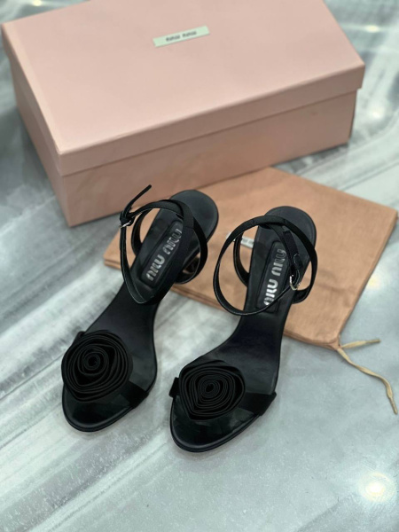 БОСОНОЖКИ MIU MIU  68176 фото анонса