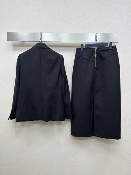 КОСТЮМ LOUIS VUITTON  74743 фото анонса