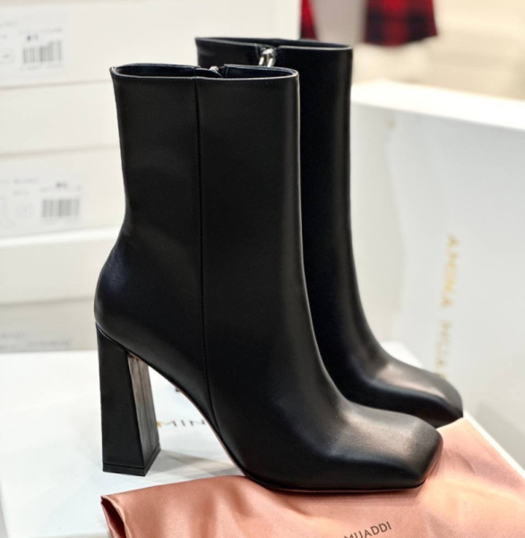 БОТИЛЬОНЫ AMINA MUADDI 