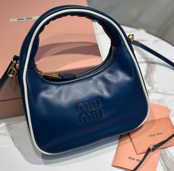 СУМКА MIU MIU WANDER 