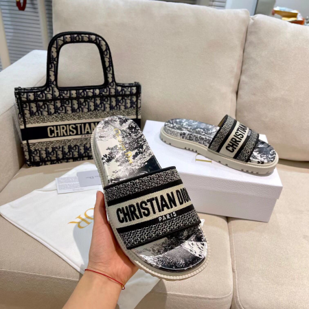 ШЛЕПКИ CHRISTIAN DIOR 49690 детальное фото товара