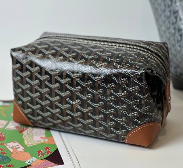 КОСМЕТИЧКА GOYARD 