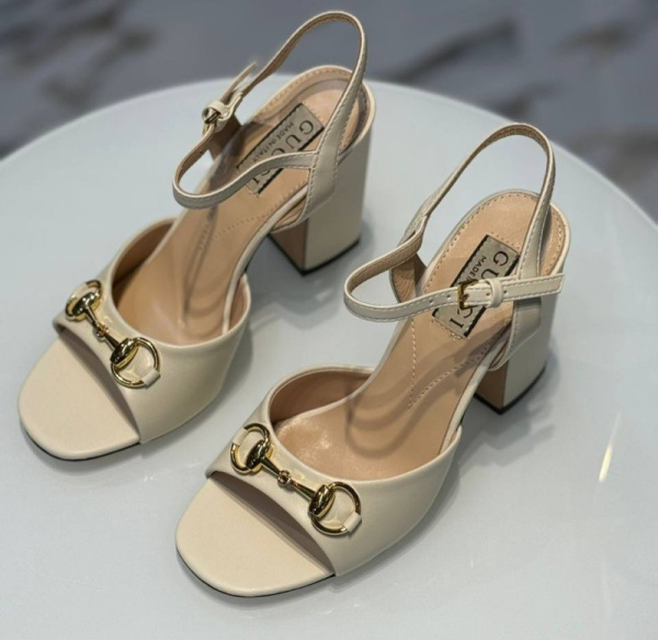 БОСОНОЖКИ GUCCI 