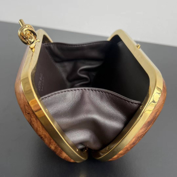 КЛАТЧ BOTTEGA VENETA  80134 фото анонса