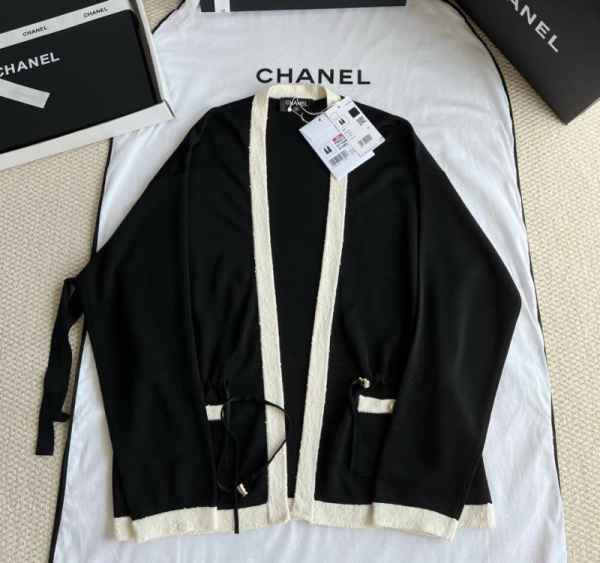 КАРДИГАН CHANEL 