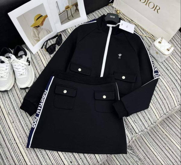 КОСТЮМ CHRISTIAN DIOR  64653 фото анонса