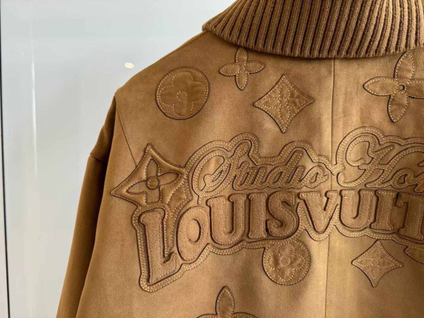 МУЖСКАЯ КУРТКА LOUIS VUITTON  72708 фото анонса