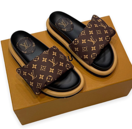 ШЛЕПКИ LOUIS VUITTON