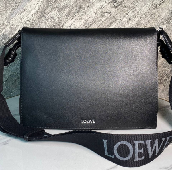 МУЖСКАЯ СУМКА МЕССЕНДЖЕР LOEWE 