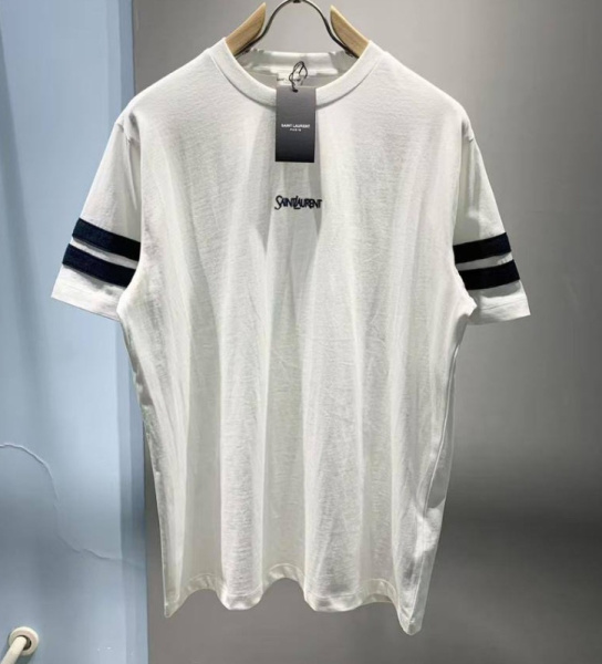 МУЖСКАЯ ФУТБОЛКА SAINT LAURENT 