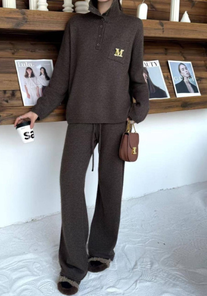 КОСТЮМ MAX MARA 