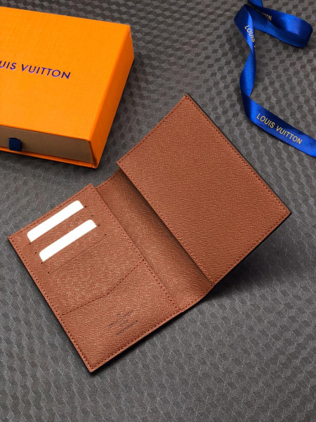 ОБЛОЖКА НА ПАСПОРТ LOUIS VUITTON 12824 фото анонса