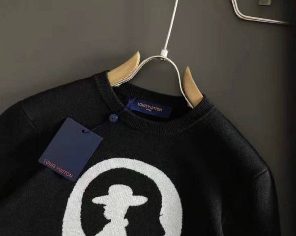 МУЖСКОЙ СВИТЕР LOUIS VUITTON  63340 фото анонса