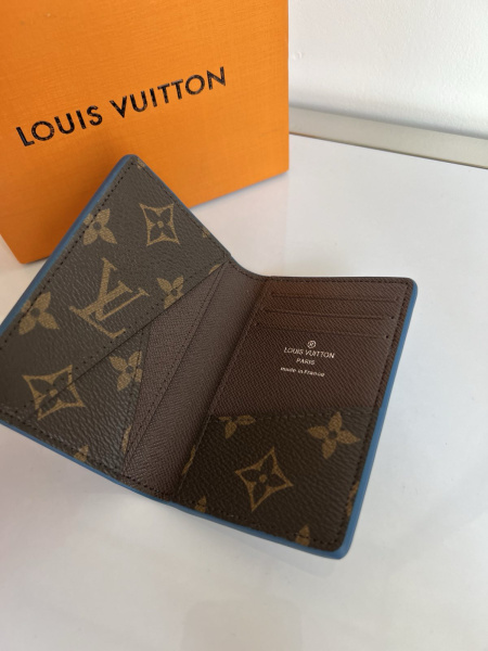ВИЗИТНИЦА LOUIS VUITTON  67845 фото анонса