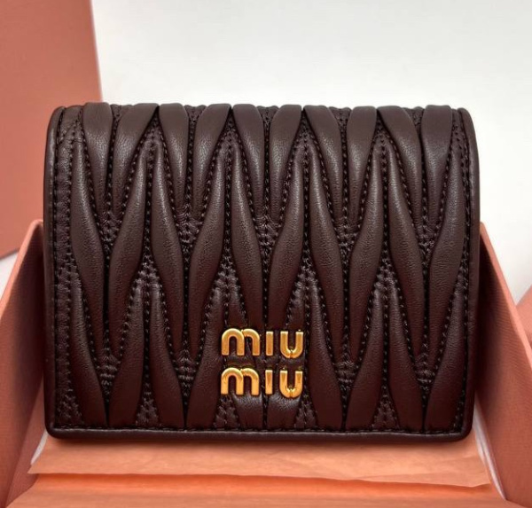 ПОРТМОНЕ MIU MIU 