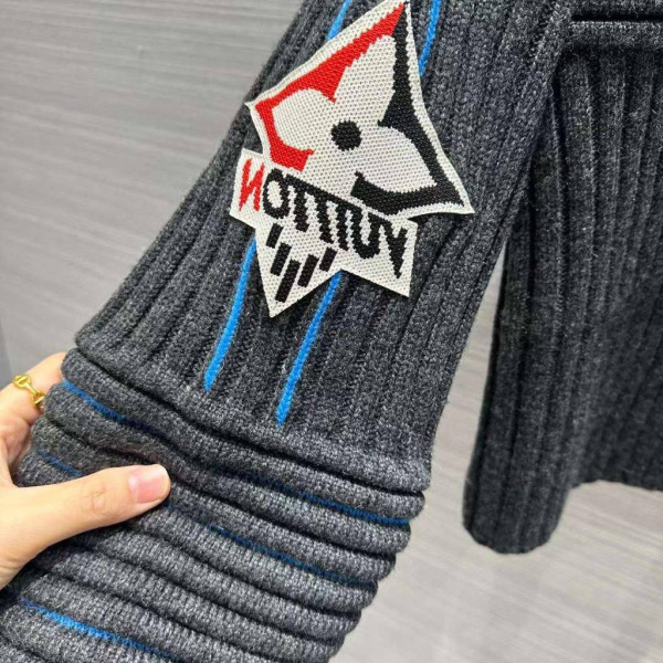 СВИТЕР LOUIS VUITTON  63792 фото анонса