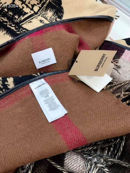 ПОНЧО BURBERRY 62084 фото анонса