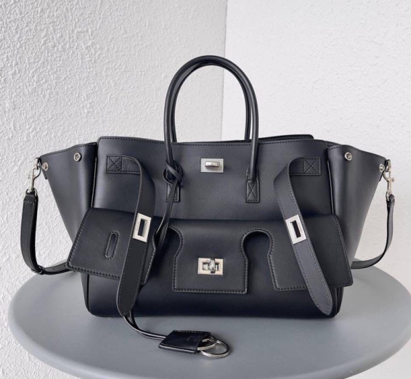 СУМКА BALENCIAGA 