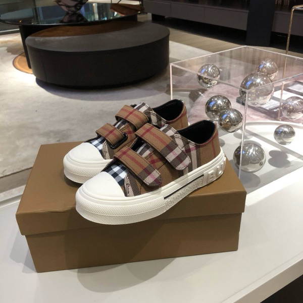 ДЕТСКИЕ КЕДЫ BURBERRY  74887 фото анонса