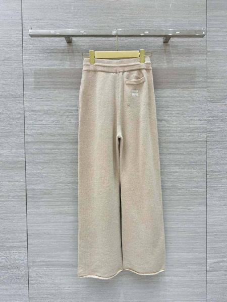 КОСТЮМ MIU MIU  72315 фото анонса