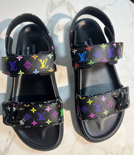 САНДАЛИИ LOUIS VUITTON 