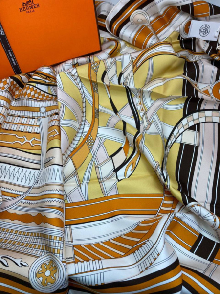 ПЛАТОК HERMES 