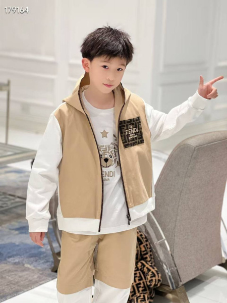 ДЕТСКИЙ КОСТЮМ FENDI  74875 фото анонса