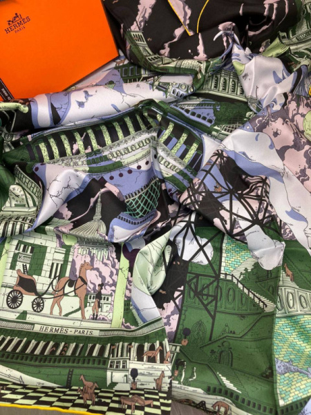 ПЛАТОК HERMES 