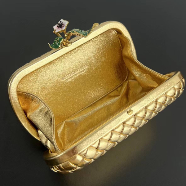 КЛАТЧ BOTTEGA VENETA  80135 фото анонса