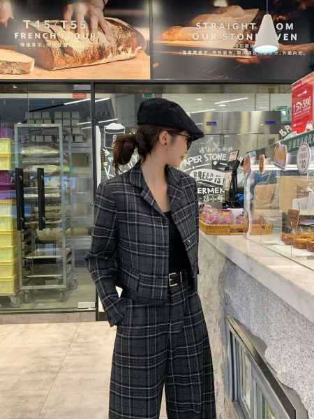 КОСТЮМ MIU MIU  72917 фото анонса