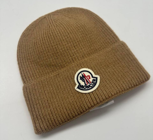 МУЖСКАЯ ШАПКА MONCLER 