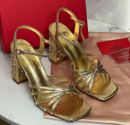 БОСОНОЖКИ VALENTINO 