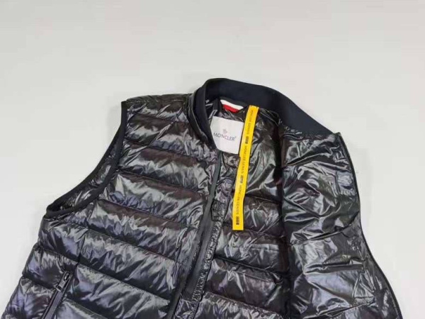 МУЖСКОЙ ЖИЛЕТ MONCLER  70794 фото анонса