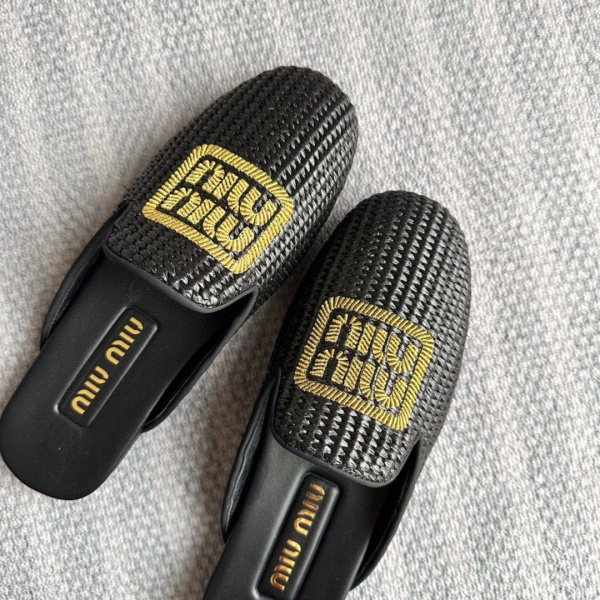 МЮЛИ ШЛЕПКИ MIU MIU  68075 фото анонса