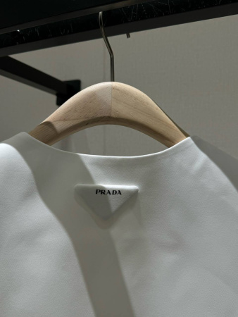 ЖИЛЕТ PRADA  68227 детальное фото товара