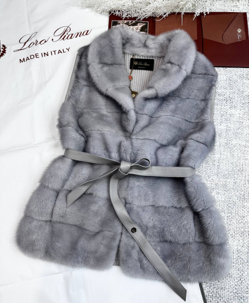 ЖИЛЕТ LORO PIANA 