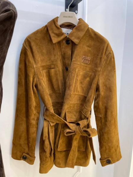 КУРТКА MIU MIU 