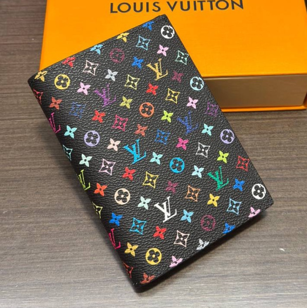 ОБЛОЖКА НА ПАСПОРТ LOUIS VUITTON 