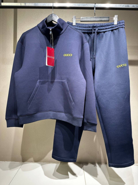 МУЖСКОЙ КОСТЮМ GUCCI 